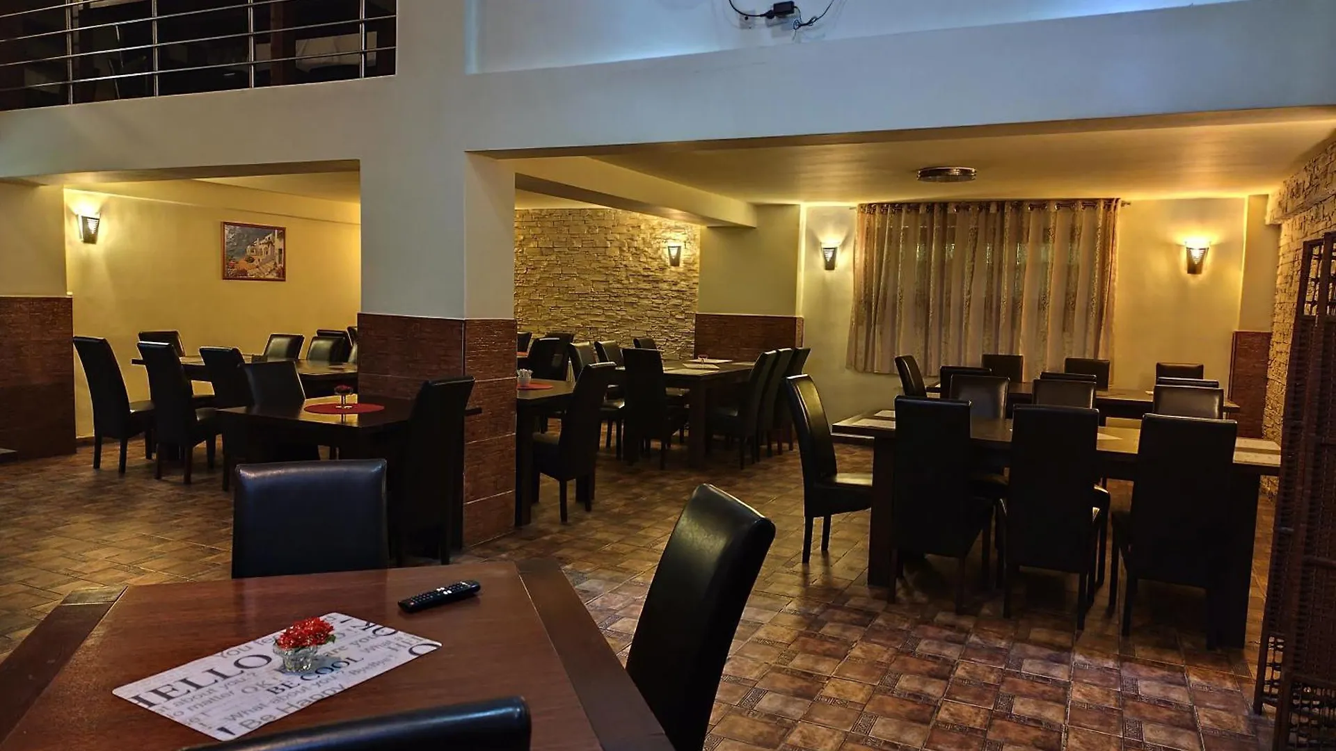 בוקרשט Hotel Acropole 2*,  רומניה